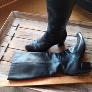 Bandolino boots size 8m Black leather